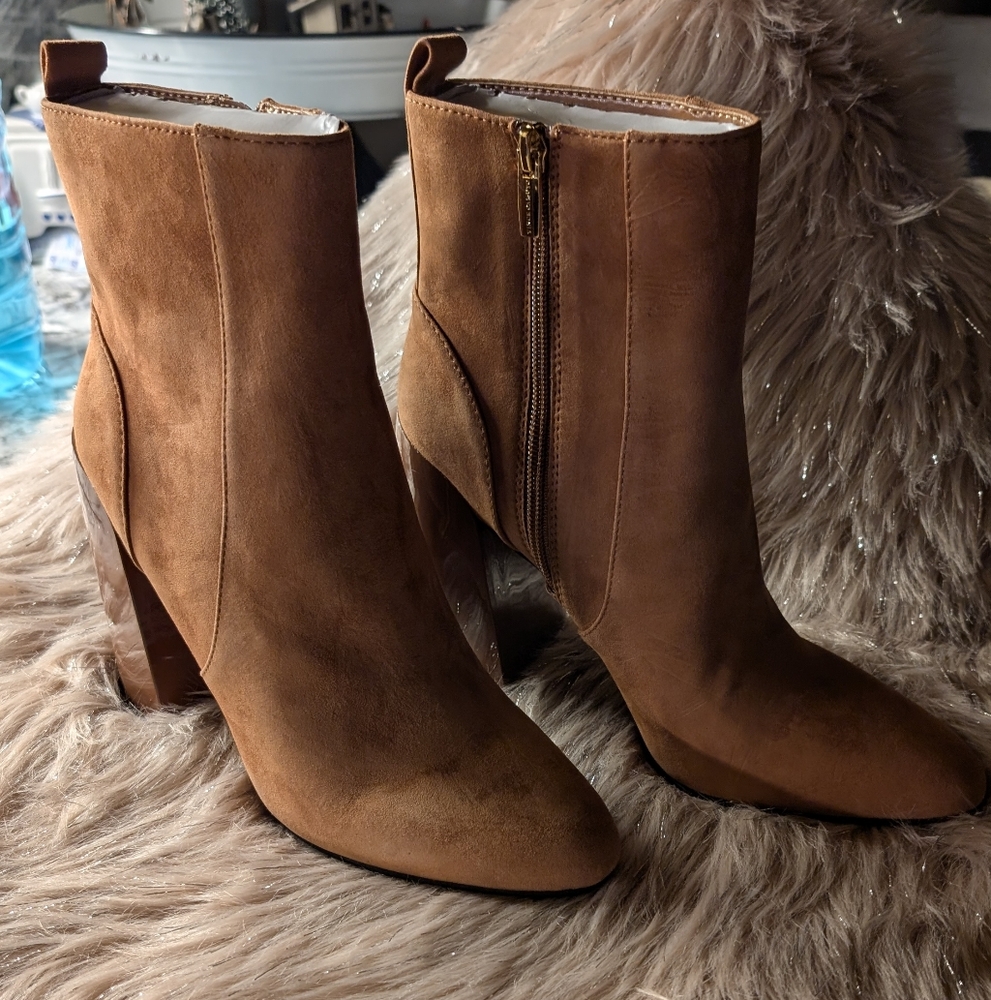 Women's Solid Faux Suede Midi Boots